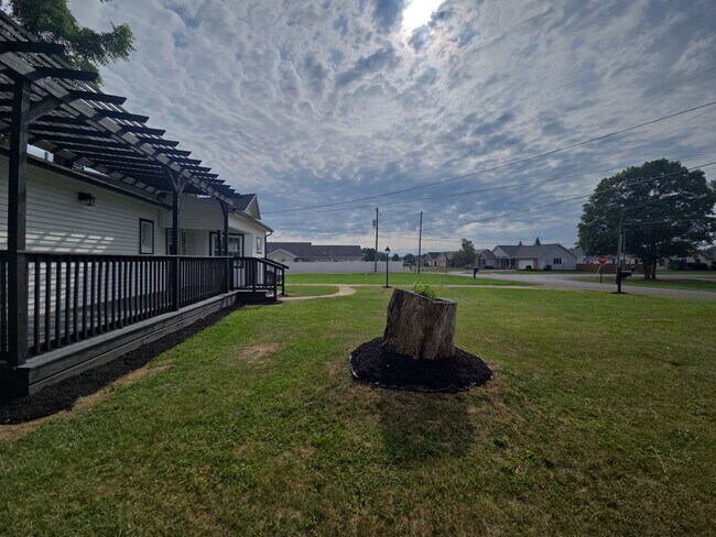 Foto del edificio - 2958 Freyer Rd