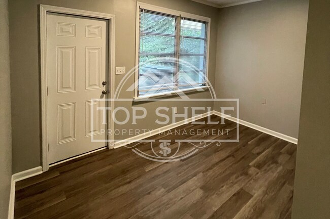 Building Photo - 362 Buford Pl