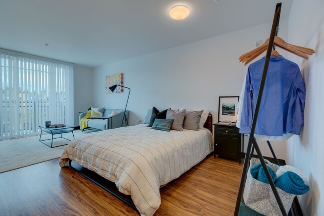 Building Photo - Mysa Apartments