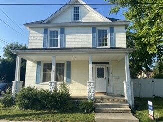 Building Photo - 8 Delaware Ave