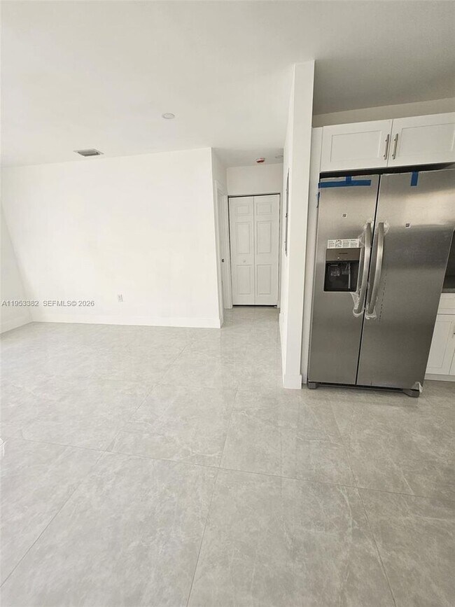 Foto del edificio - 2488 SW 6th Ct