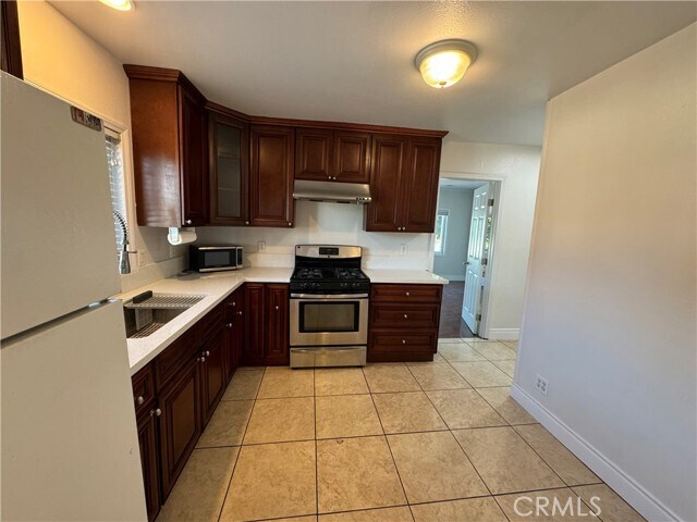 Building Photo - 721 E La Habra Blvd