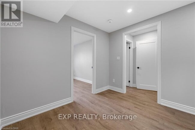Building Photo - 8059 Aintree Dr