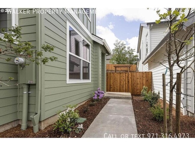 Building Photo - 1008 E Rork Ct