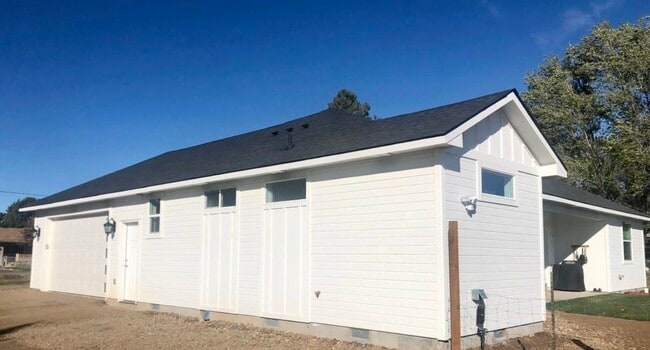 Foto del edificio - 4280 NE Alexander Way