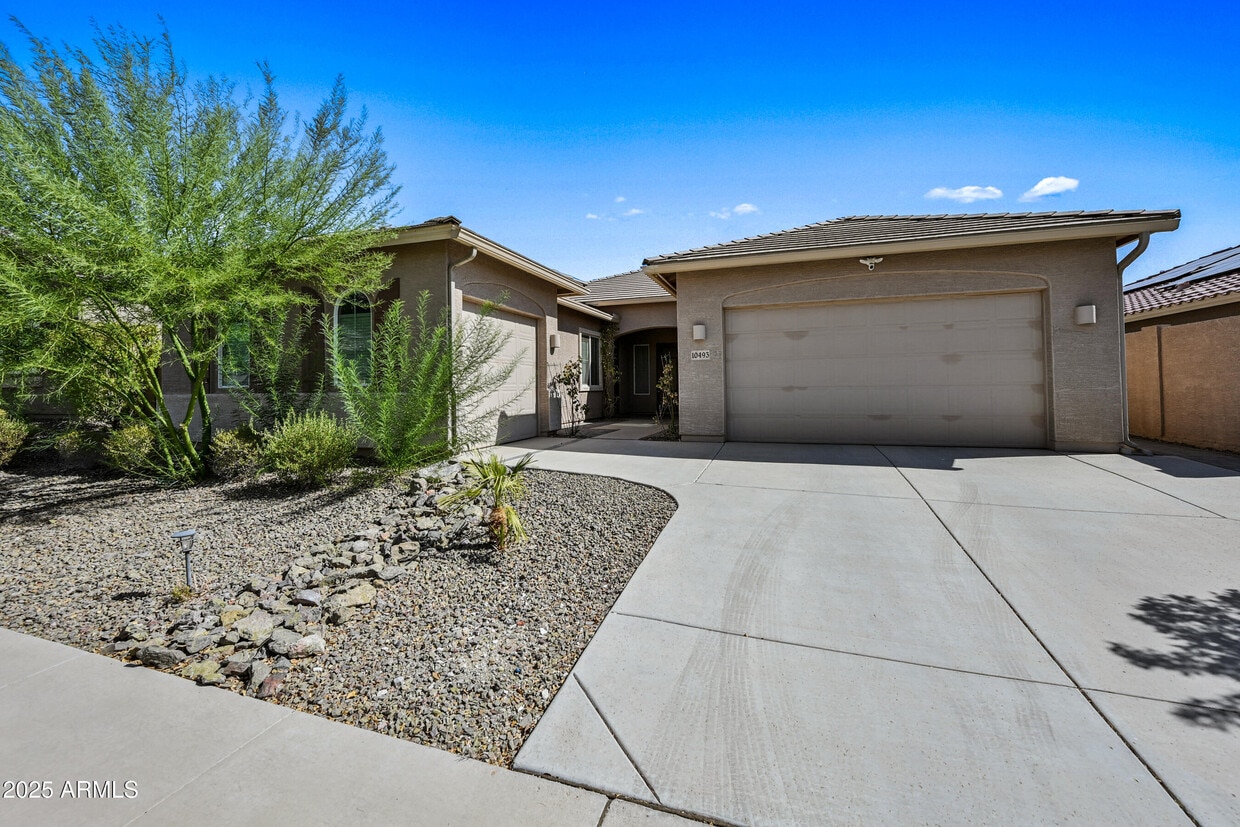 Primary Photo - 10493 W Bronco Trail