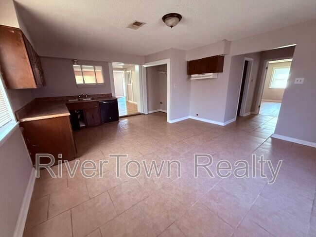 Foto del edificio - 4598 Bolen Huse Rd