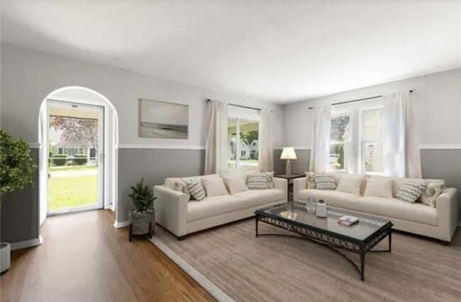Building Photo - 16 Wellington Rd