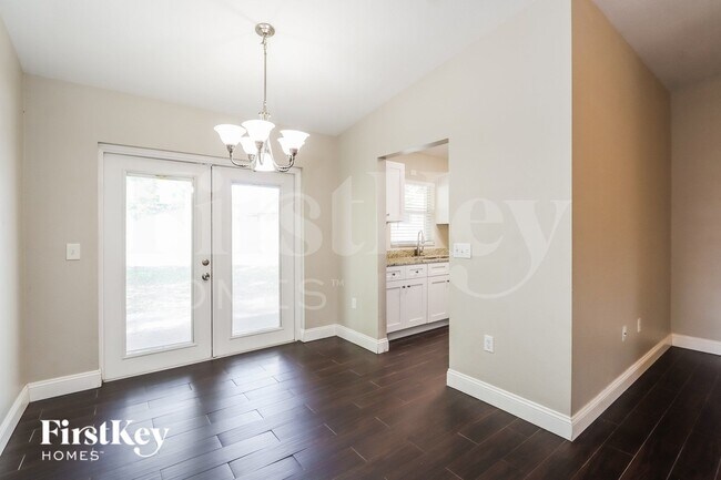 Foto del edificio - 7912 Apache Ln