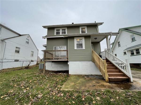 Primary Photo - 354 E Tuscarawas Ave