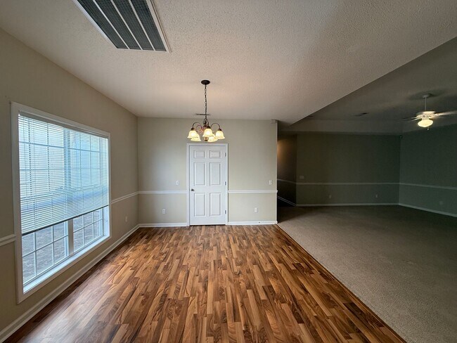 Building Photo - 234 Wakefield- Available NOW