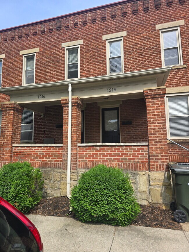 Front porch - 1218 S Washington Ave