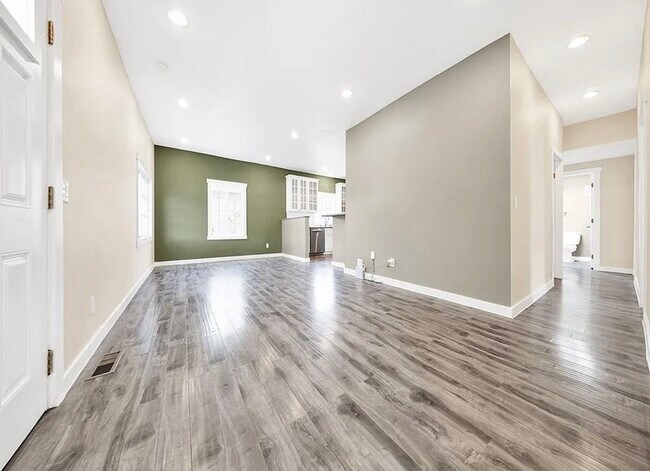 Foto del edificio - 131 E Ave 45