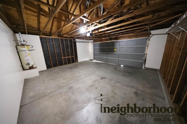 Building Photo - 788 Spruce Ave