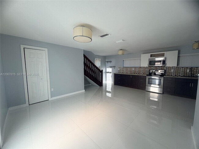 Foto del edificio - 12701 SW 47th St