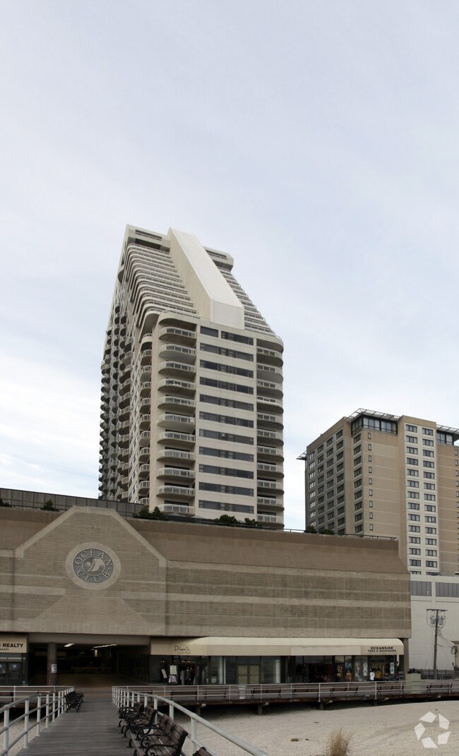 Foto del edificio - Ocean Club Condos