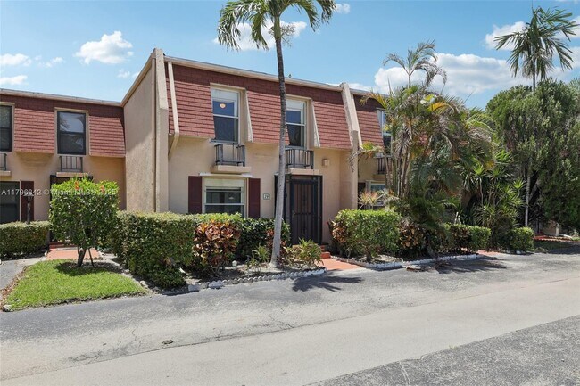 Foto del edificio - 1951 Atlantic Shores Blvd