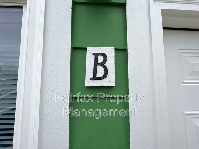 Foto del edificio - 2305 Owen St