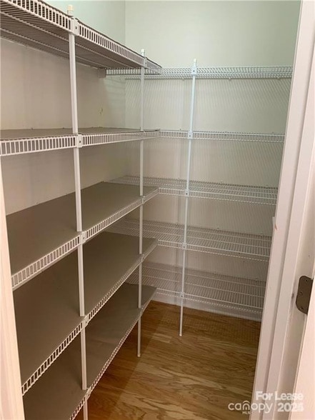 Foto del edificio - 15262 Kessler Dr