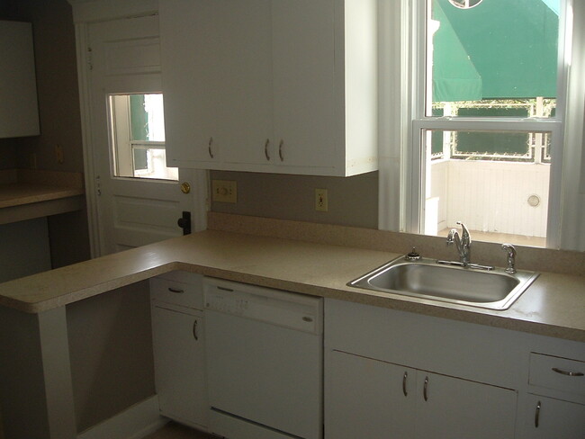 Foto del edificio - 800 Thornton St SE