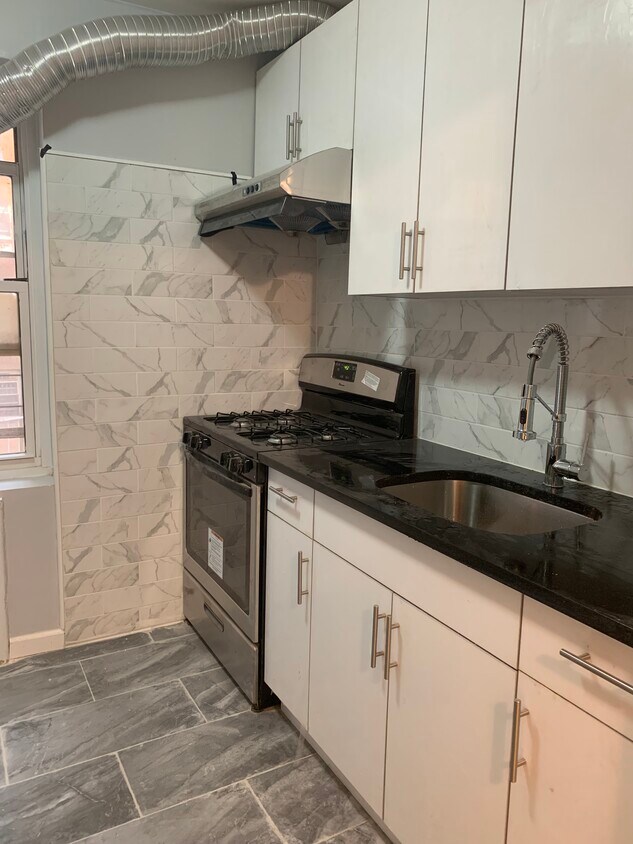 14731 38th Ave Unit A25, Flushing, NY 11354 Condo for Rent in