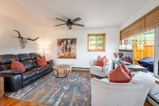 Foto del edificio - 1602 Indian Creek Frontage Rd