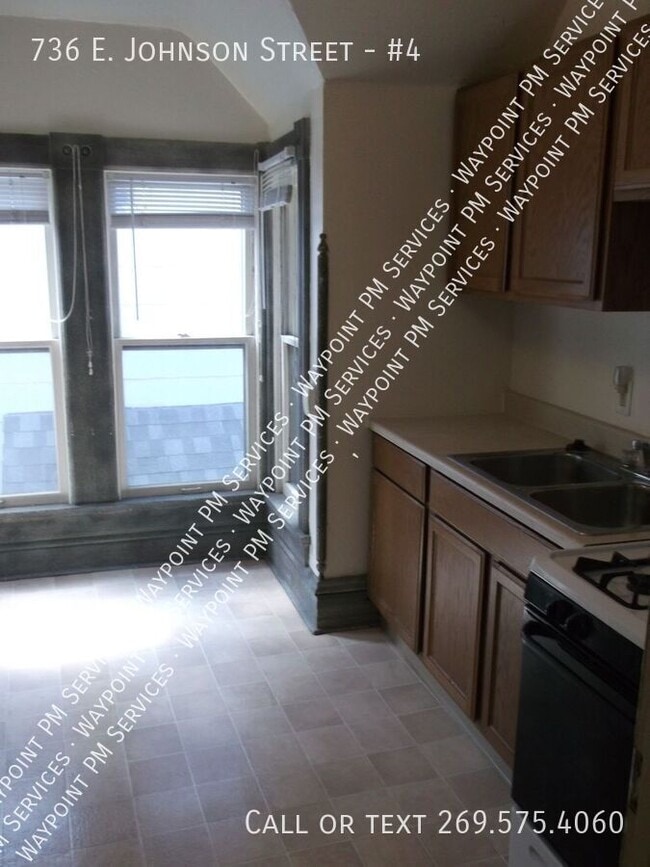 Foto del edificio - 736 E Johnson St