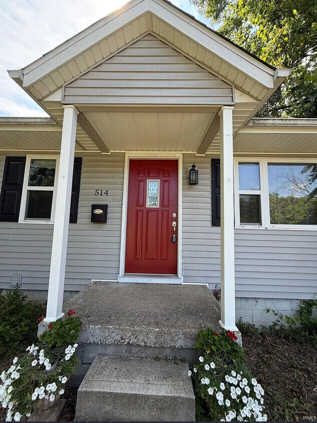 Foto principal - 514 S Eastside Dr
