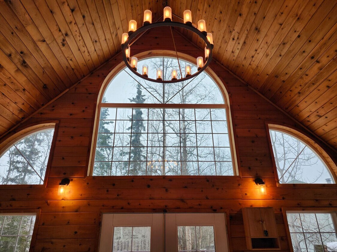 Primary Photo - 3 bed 2.5 bath home in Eagle River