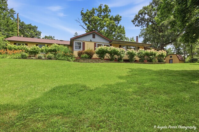 Foto del edificio - 38624 N Miller Rd