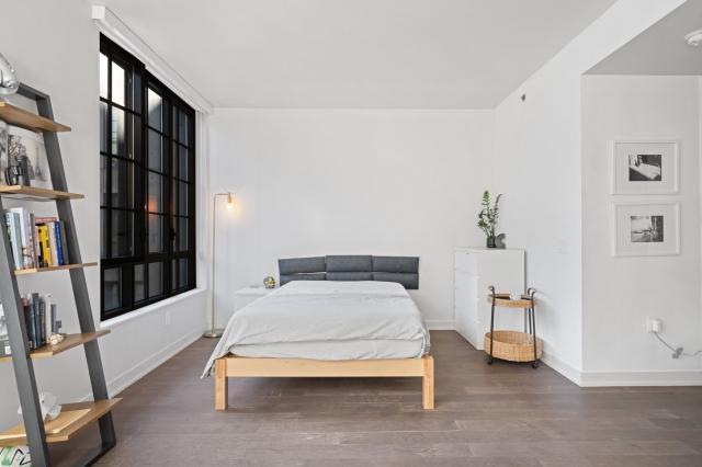 Foto del edificio - 0 bedroom in Brooklyn NY 11201