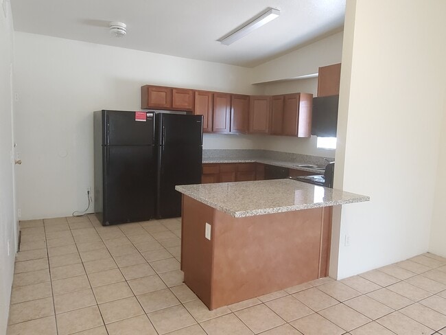 New Kitchen installed summer 2021 - 1415 E Lee St