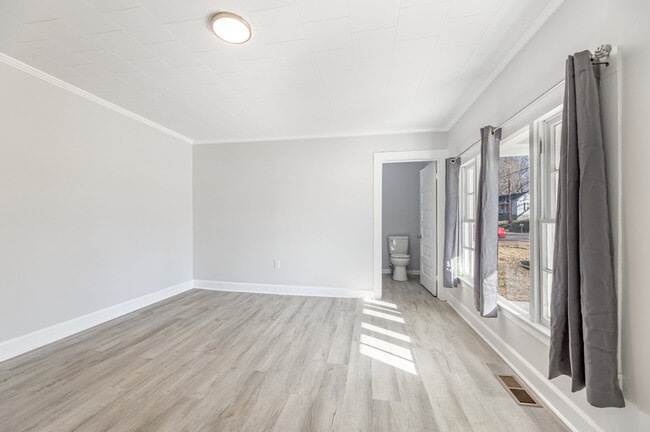 Building Photo - 1309 Ridge Ave