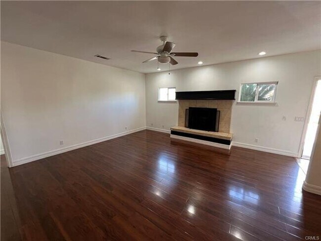 Foto del edificio - Charming Canyon Lake Home