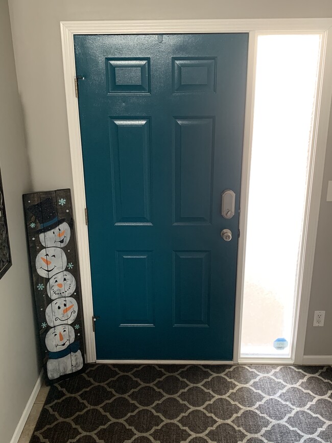 Generous Foyer with Coat Closet - 2815 Kenosha Ln NW