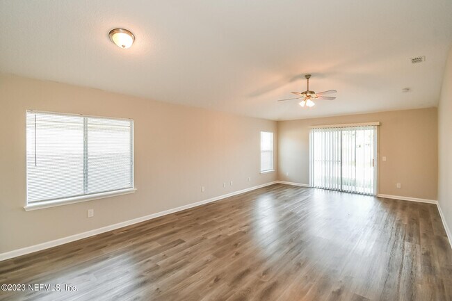 Building Photo - 5656 Village Pond Cir