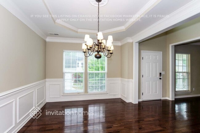 Building Photo - 10716 Drake Hill Dr