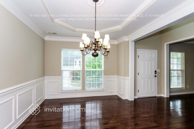 Foto del edificio - 10716 Drake Hill Dr