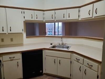 The Estates II Apartments – photo 2