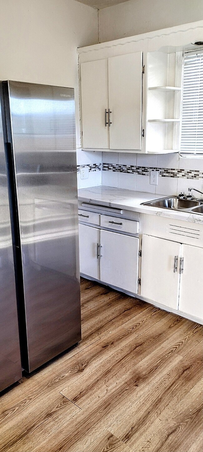 Photo - 2412 Myrtle St House