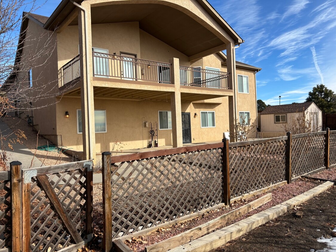 Primary Photo - 1175 Bayfield Dr