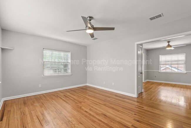 Foto del edificio - 1838 Cherry St