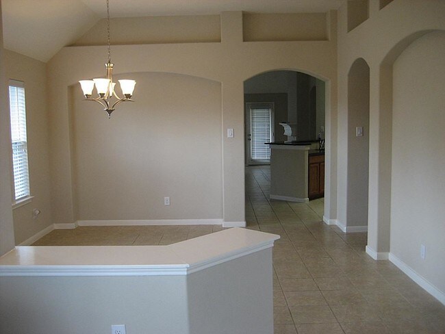 Foto del edificio - 6126 Summerfield Glade Ln