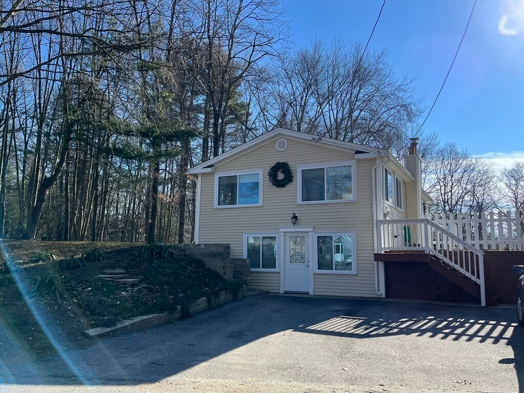 Foto principal - 49 Hayden Pond Rd