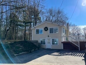 Building Photo - 49 Hayden Pond Rd