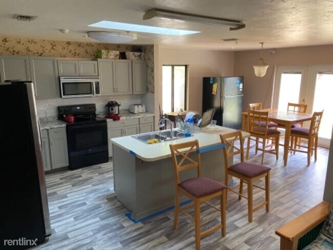 Building Photo - 5 br, 2 bath House - 16 Bolling Lane
