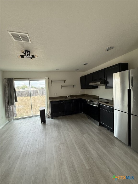 Building Photo - 640 Northern Lights Dr