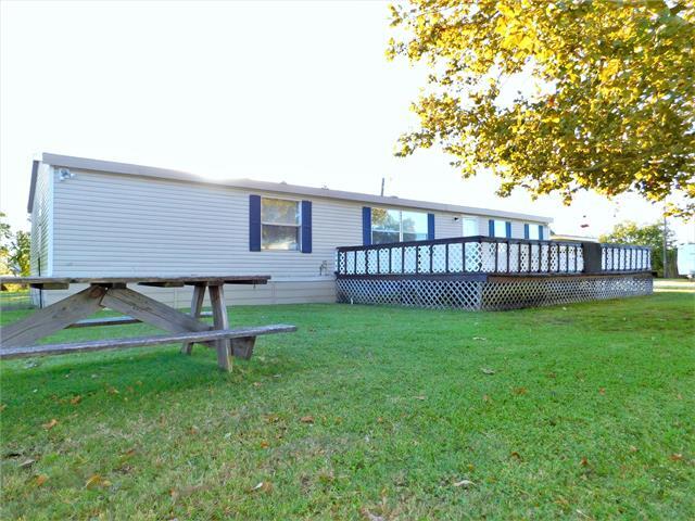 Building Photo - 1806 N Stemmons St