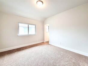 Building Photo - 13806 Friarstone Pointe Dr