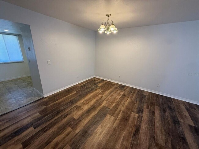 Foto del edificio - 22481 Westchester Blvd